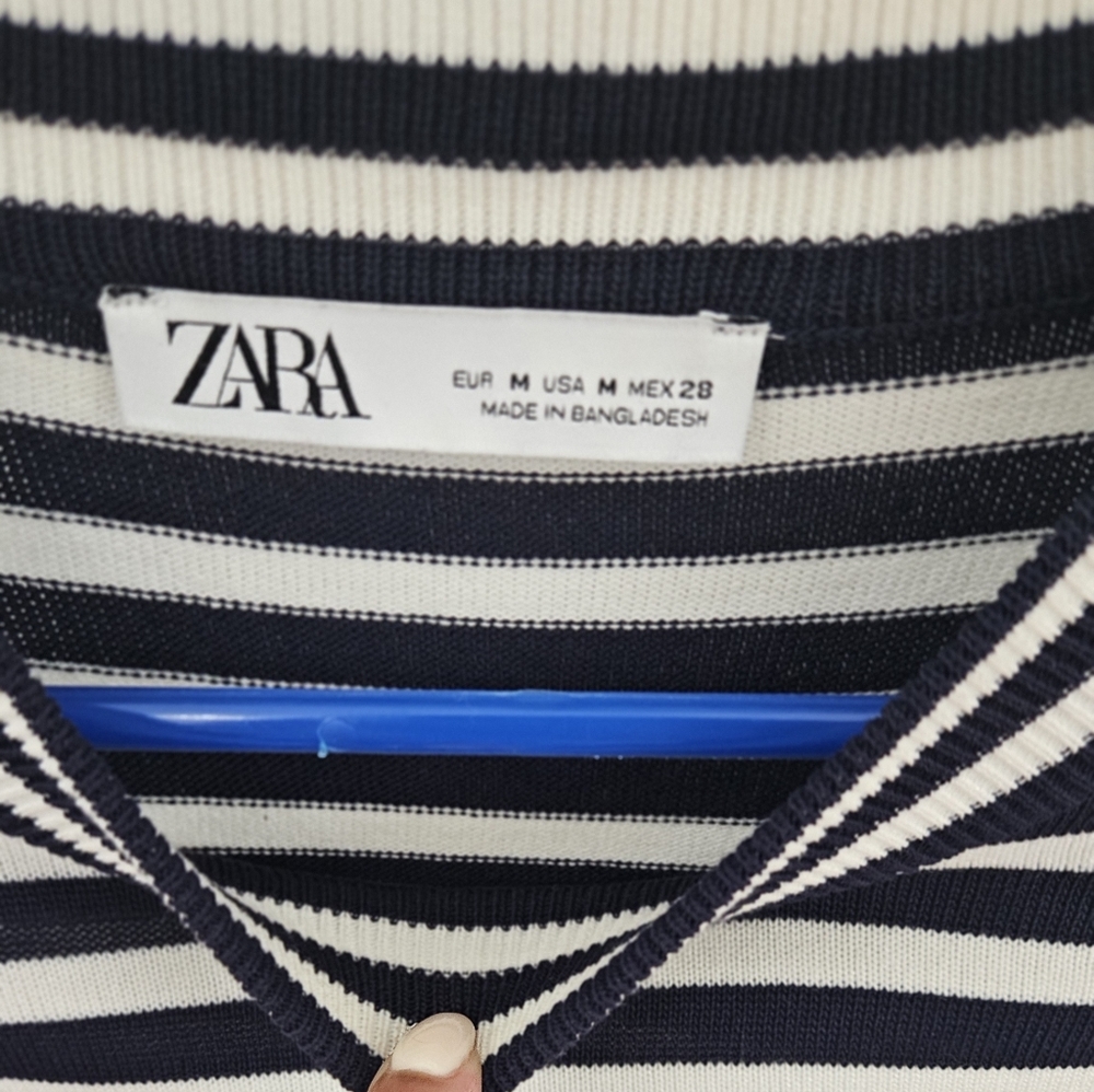 Zara Navy and White Striped Crop Top - Picture 4 of 4